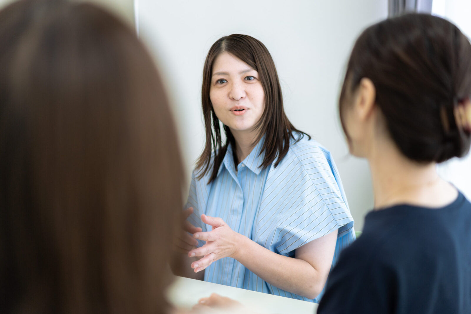 MPの学びについて話すチームメンバー